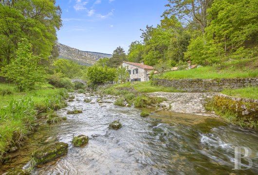 Dans les Alpes-Maritimes, au nord-ouest de Grasse, un ancien moulin à eau du 19e siècle en pleine nature - photo  n°30